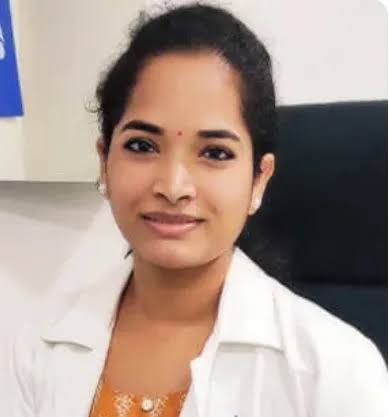 Dr Mounika S